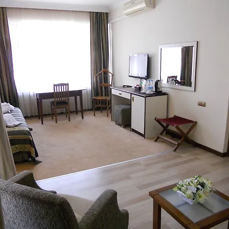 Hotel Sar 2*