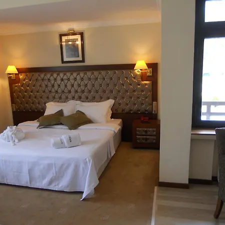 Hotel Sar 2*