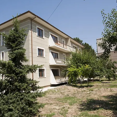 Sar Hotel 2*