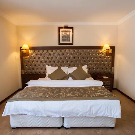 Sar Hotel